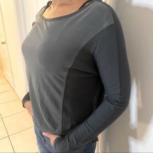 NWT Cynthia Rowley long sleeve top😍